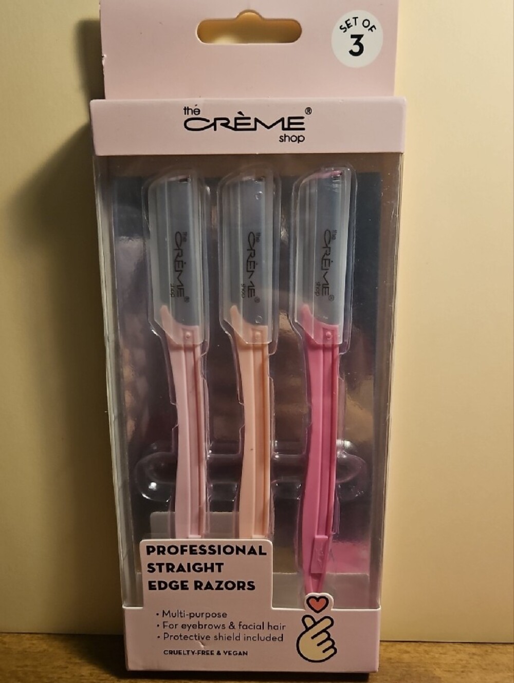 Pink Hydrogel Frown Line Patches & Razor Set - Picture 2 of 3
